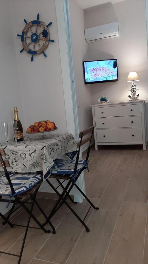 דירות גיארדיני נאקסוס La Casa Nel Vicolo מראה חיצוני תמונה